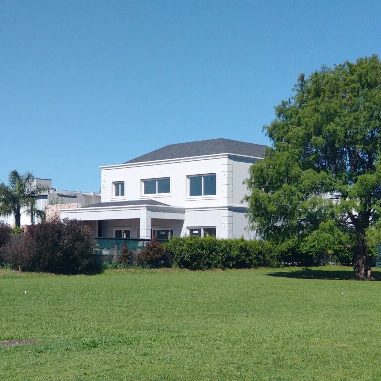 Adrogue Chico - Obra